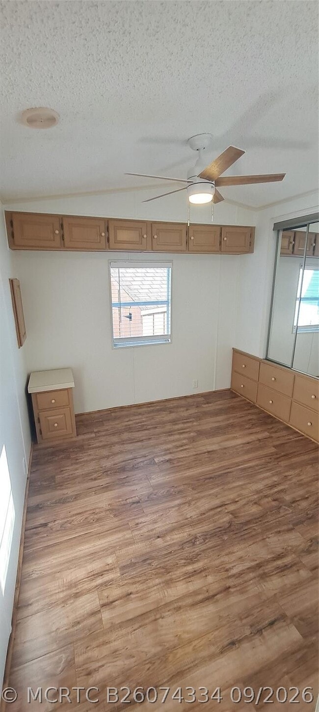 Building Photo - 5362 SE 65th Ave