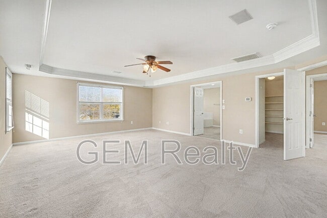 Building Photo - 9 Gallery Rd