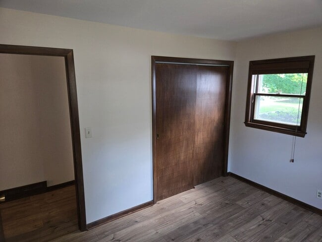 Building Photo - 3 bedroom in downtown Lake Geneva