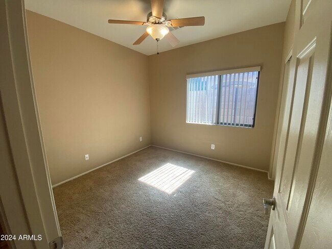 Building Photo - 13510 W Avalon Dr