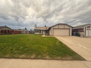 Building Photo - APPLY FOR THIS BEAUTIFUL HOME TODAY!