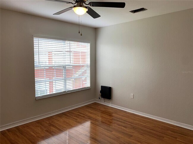 Building Photo - 10416 White Lake Ct