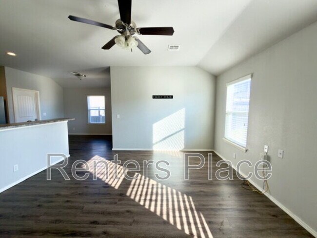 Building Photo - 6018 E 147th St S