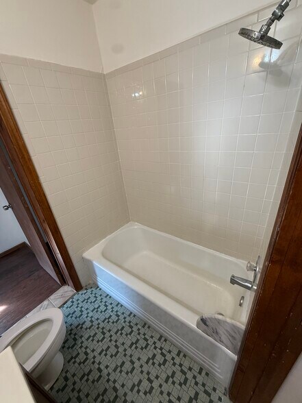 Building Photo - 130 Front St