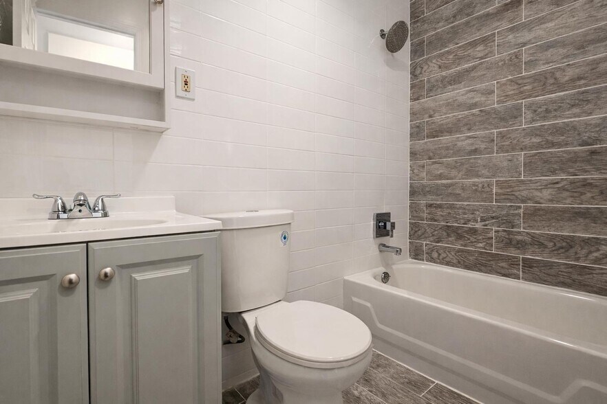 Building Photo - 53 Irving Pl