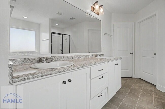 Building Photo - 206 Farnsworth Trl