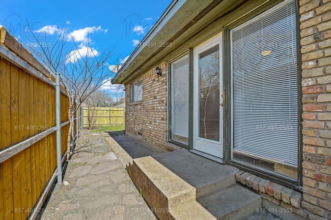 Building Photo - 2605 14th St