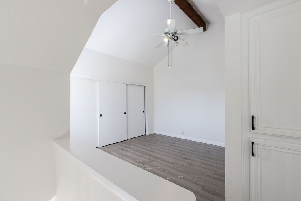 Building Photo - 47 Clover Ln