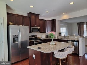 Building Photo - 12347 Echo Hill Pl