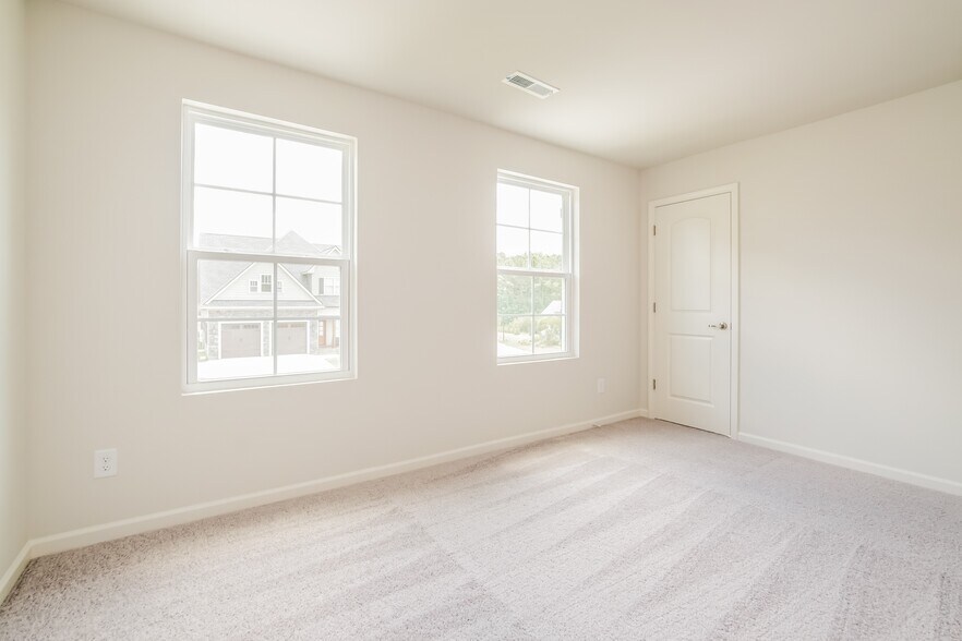 Building Photo - 19 Ashlar Ct