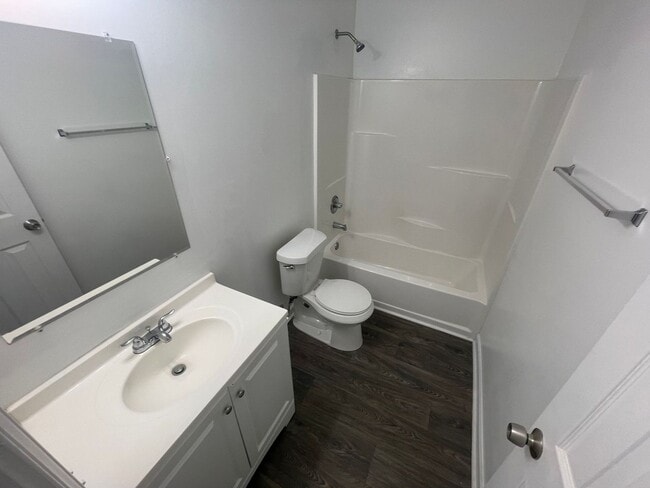 Building Photo - PRE-LEASING FOR AUGUST 2026!
