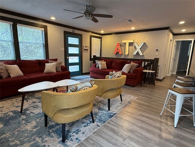 Building Photo - 15504 Enid Dr