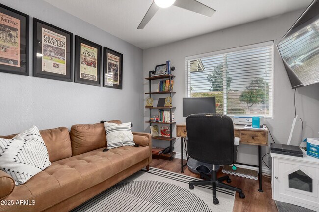 Building Photo - 3503 E Campo Bello Dr