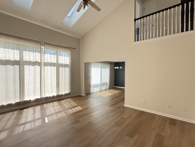 Building Photo - 603 E Castlebury Cir
