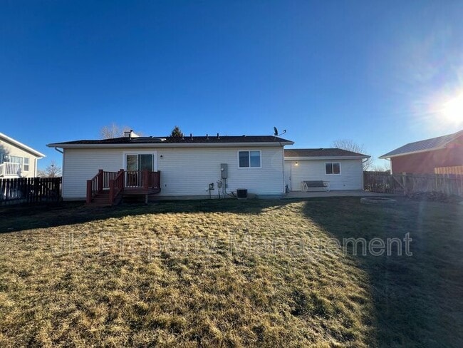 Building Photo - 2516 15th St S