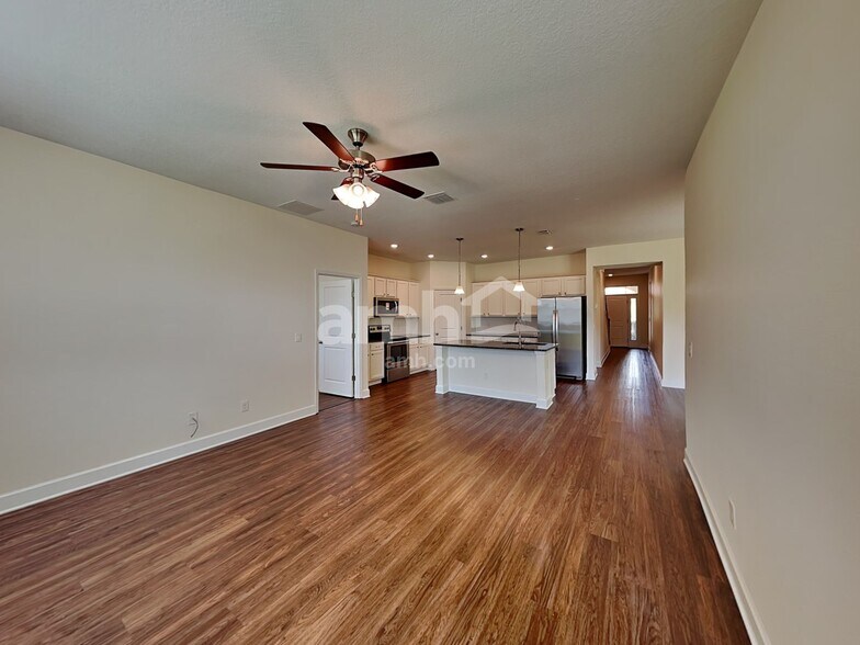 Building Photo - 306 Crestrun Loop