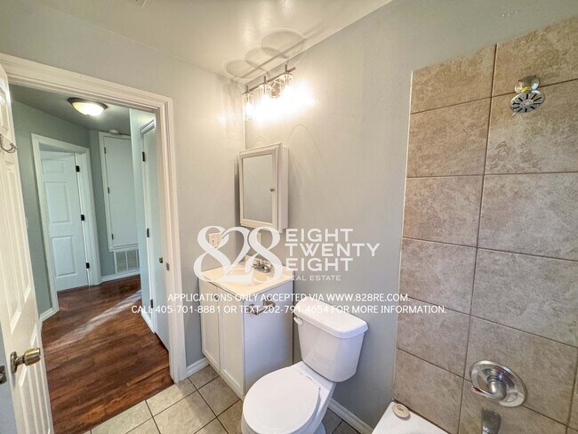 Building Photo - COMING 12/29/25! CUTE 3 BED/2 BATH STONE SINGLE FAMILY W/ GARAGE HOME IN DEL CITY!