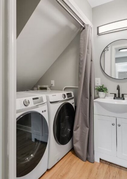 Building Photo - 179 Anderson Ln