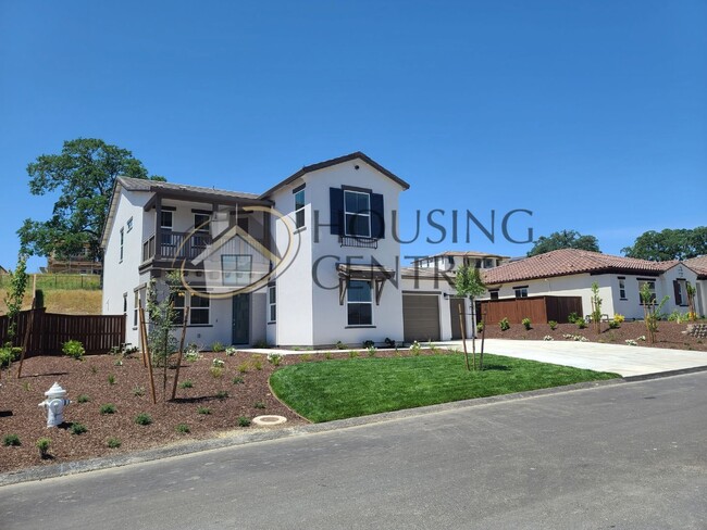 Building Photo - Luxurious Newer Construction Rental Home I...
