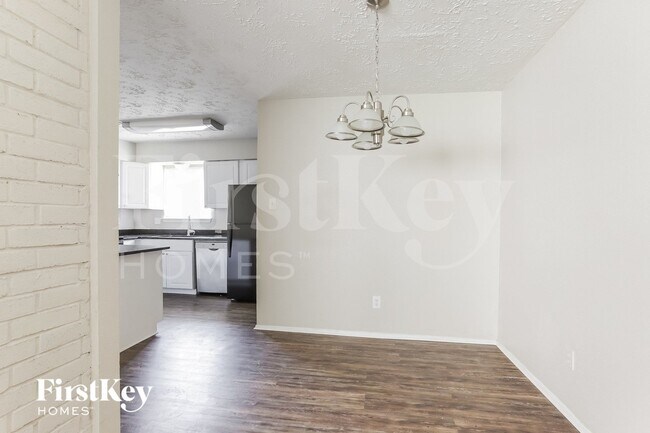 Building Photo - 24134 Silversmith Ln