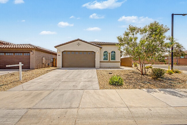 Building Photo - 19357 W Highland Ave