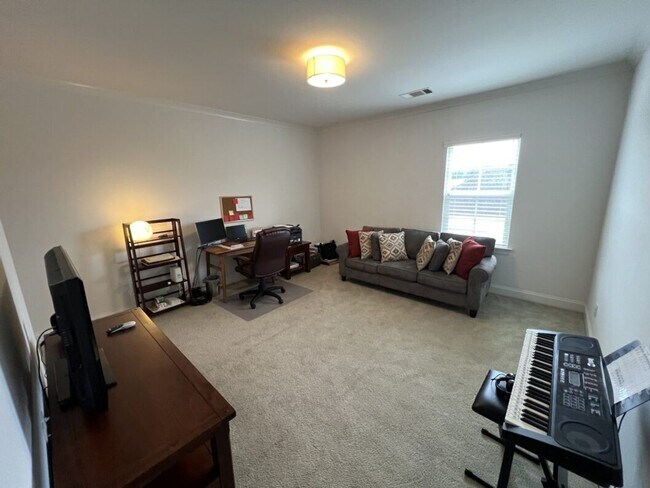 Building Photo - Luxury 4BR Home in Americana | 11 Ft Ceilings, Courtyard Living & Furnished Option