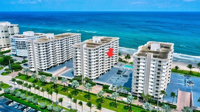 Building Photo - 3221 S Ocean Blvd