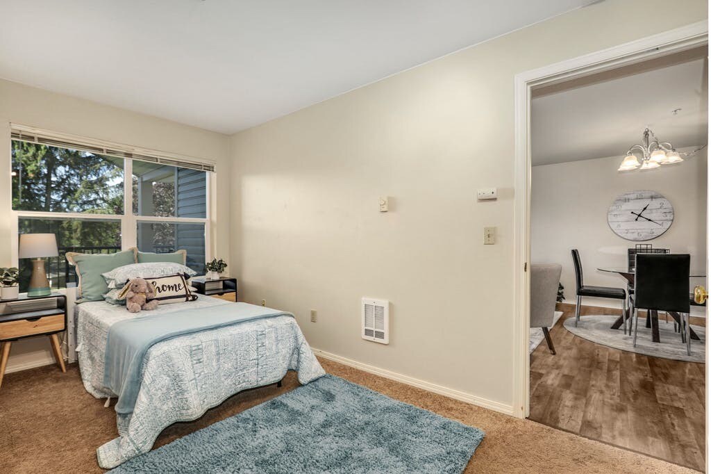 Building Photo - 2001 120th Pl SE