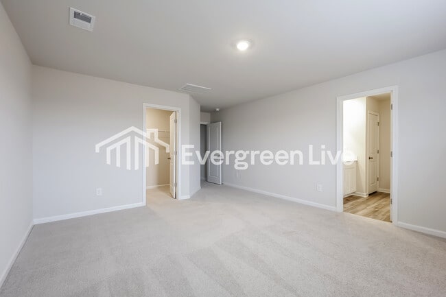 Building Photo - now