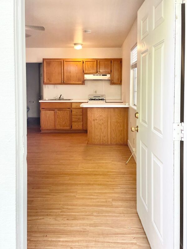 Building Photo - 362 Ralcam Pl