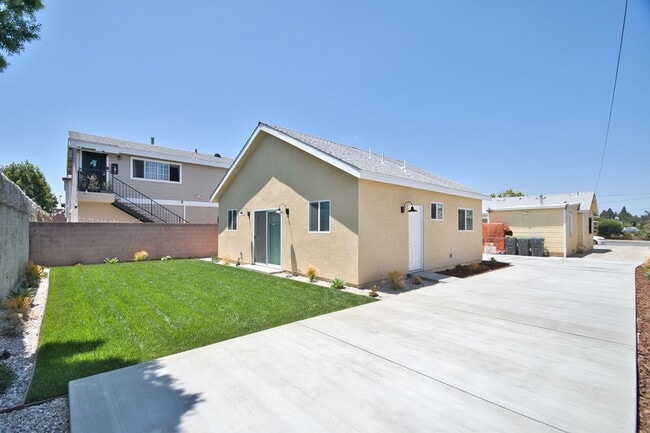 Building Photo - 1704 W 169th Pl