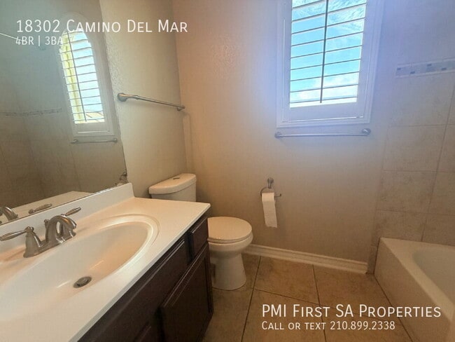 Building Photo - 18302 Camino del Mar