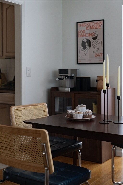 Building Photo - 60 Greenleaf Cir