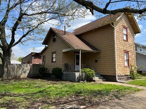 Building Photo - 2211 18th St NE