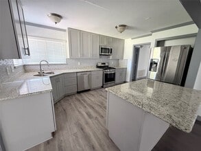 Building Photo - 3818 Linkwood Dr