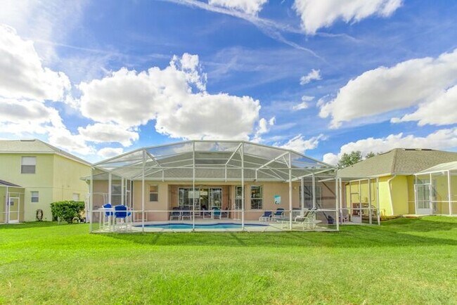Building Photo - Beautiful Pool Home in Highlands Reserve golf community