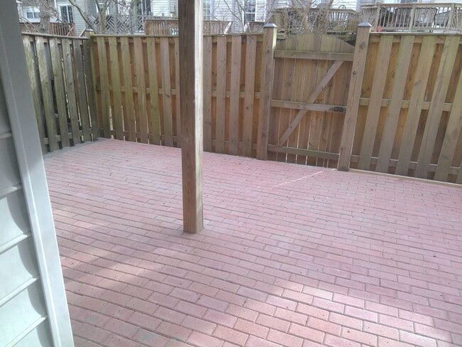 Building Photo - 6579 Zoysia Ct