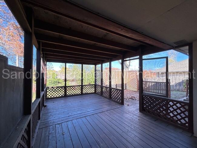 Building Photo - For Lease | South Tulsa Duplex | $1550 Rent