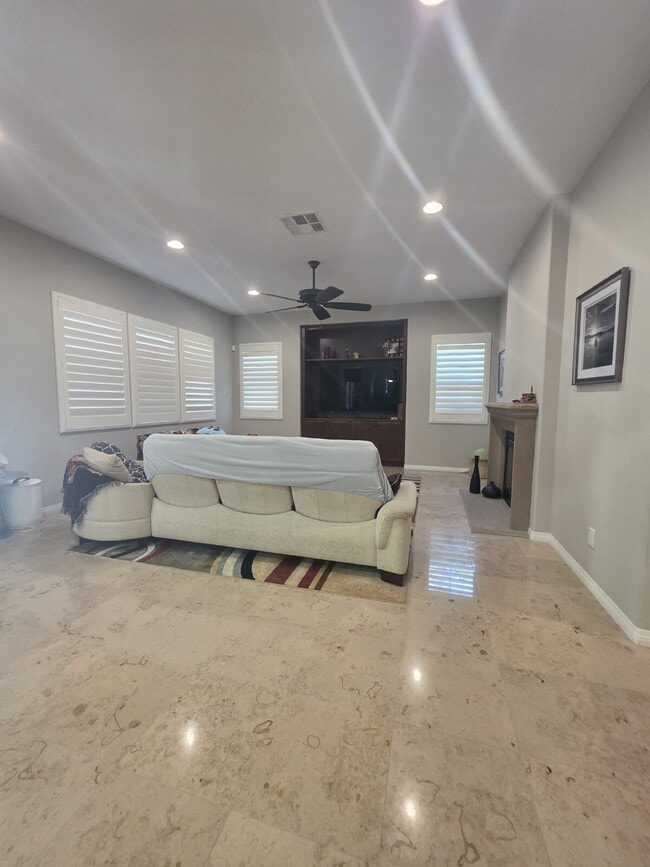 Building Photo - Executive Home in Exclusive La Costa Ridge Gated Community in Carlsdad for Lease - 4-Bed x 5 Bath...