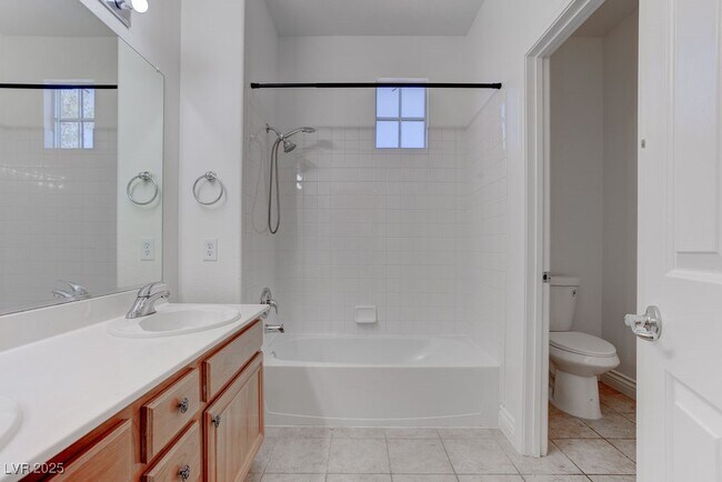 Building Photo - 10381 Walking View Ct