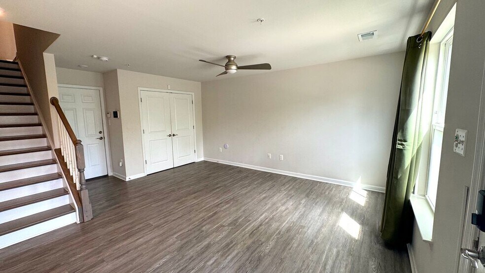 Building Photo - 7244 Clagett Dr