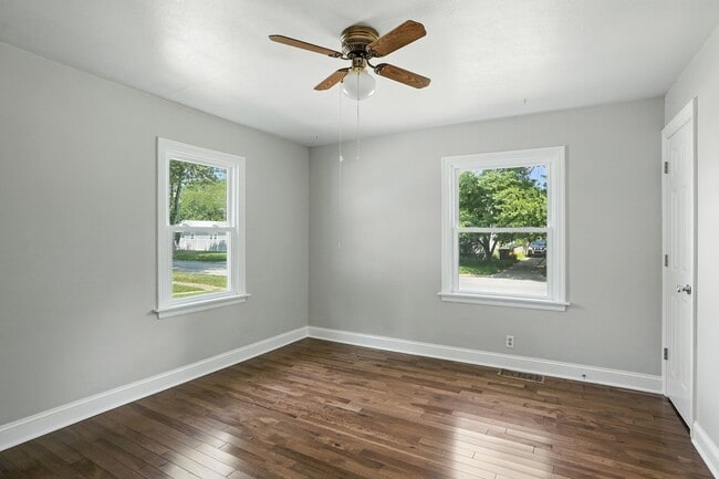 Building Photo - 3 Bedroom Home In Hobart