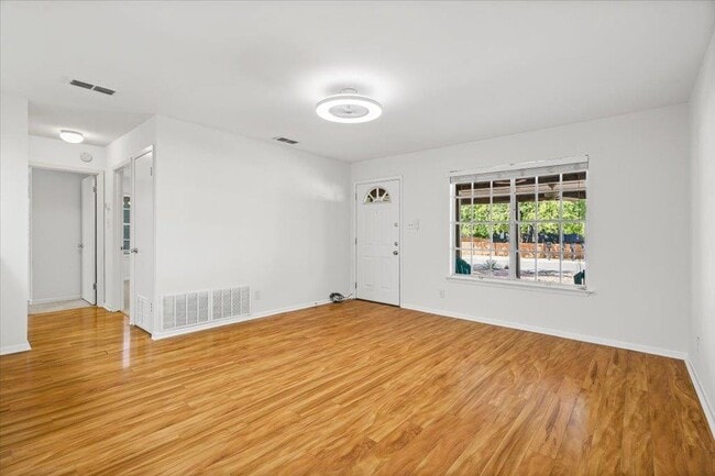 Building Photo - 7707 Watson St