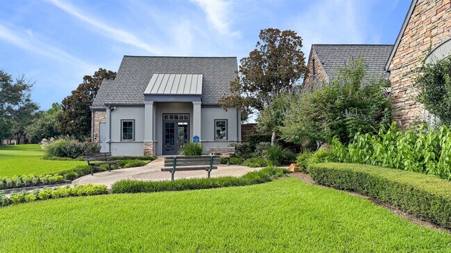 Building Photo - 1102 McMurtry Ridge Dr
