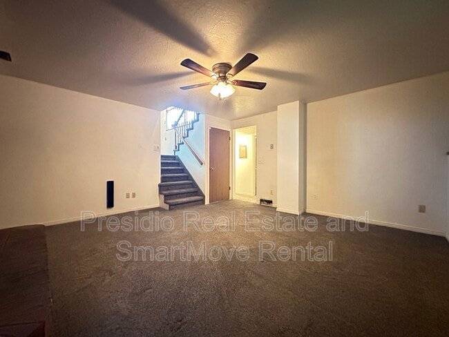 Building Photo - 1034 3350 N