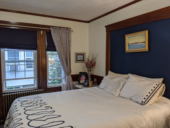 Building Photo - 6 Bagnal St