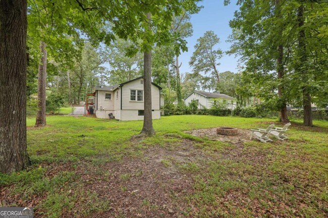 Building Photo - 6385 Lobelia Rd SW