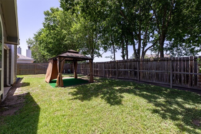 Building Photo - 15006 Sapling Oak Ct