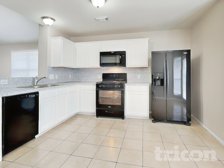 Building Photo - 4907 Bryant Ridge Rd