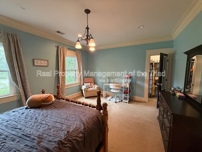 Building Photo - 10 Postbridge Ct